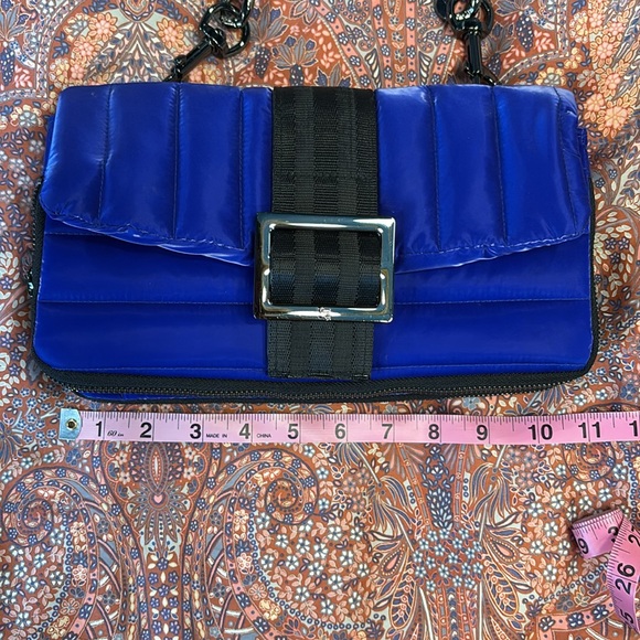 Think Rolyn Jagger Bag - Picture 9 of 10